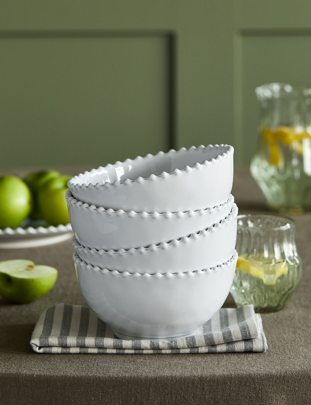 White Pearl Stoneware Cereal Bowl