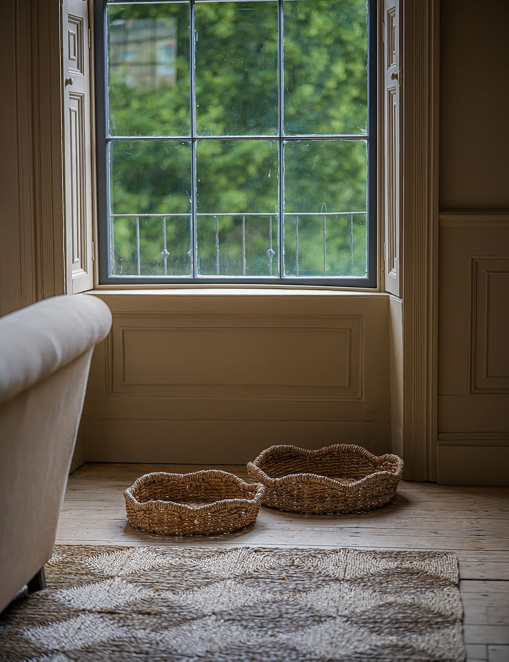 Set of 2 Handwoven Scalloped Basket