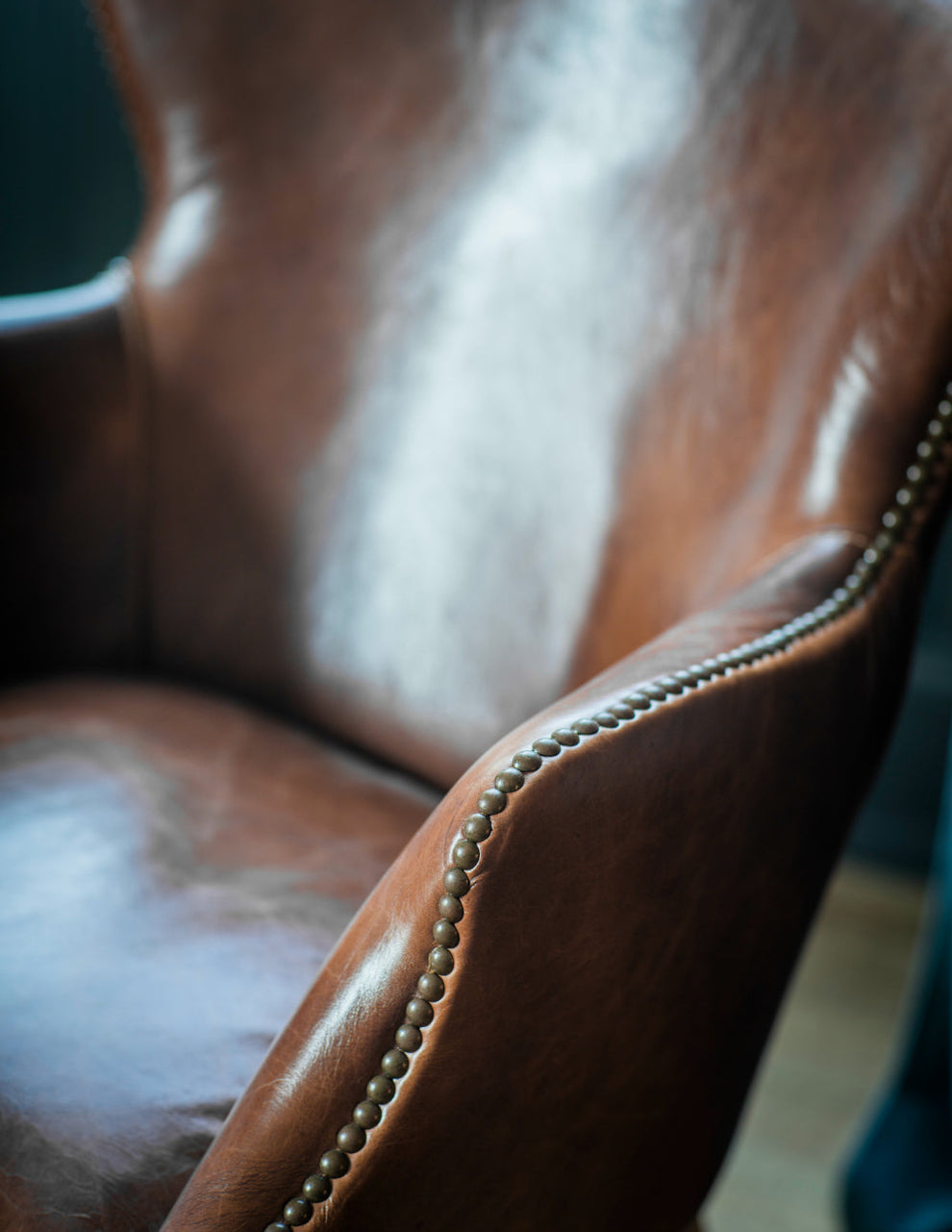 Havana Brown Leather Chair Details