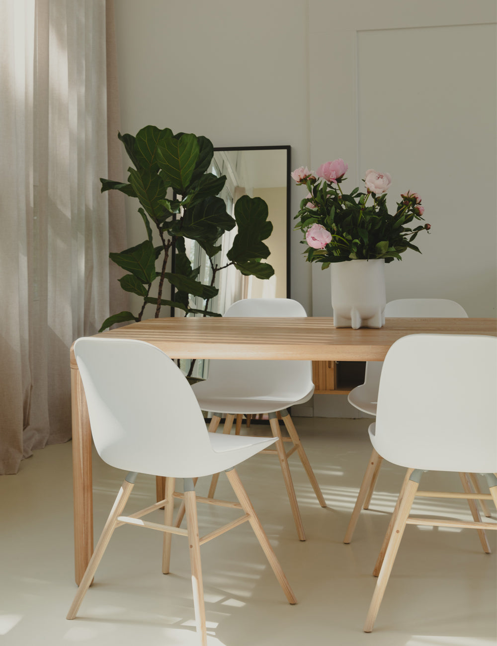 Toffee Dining Table Natural