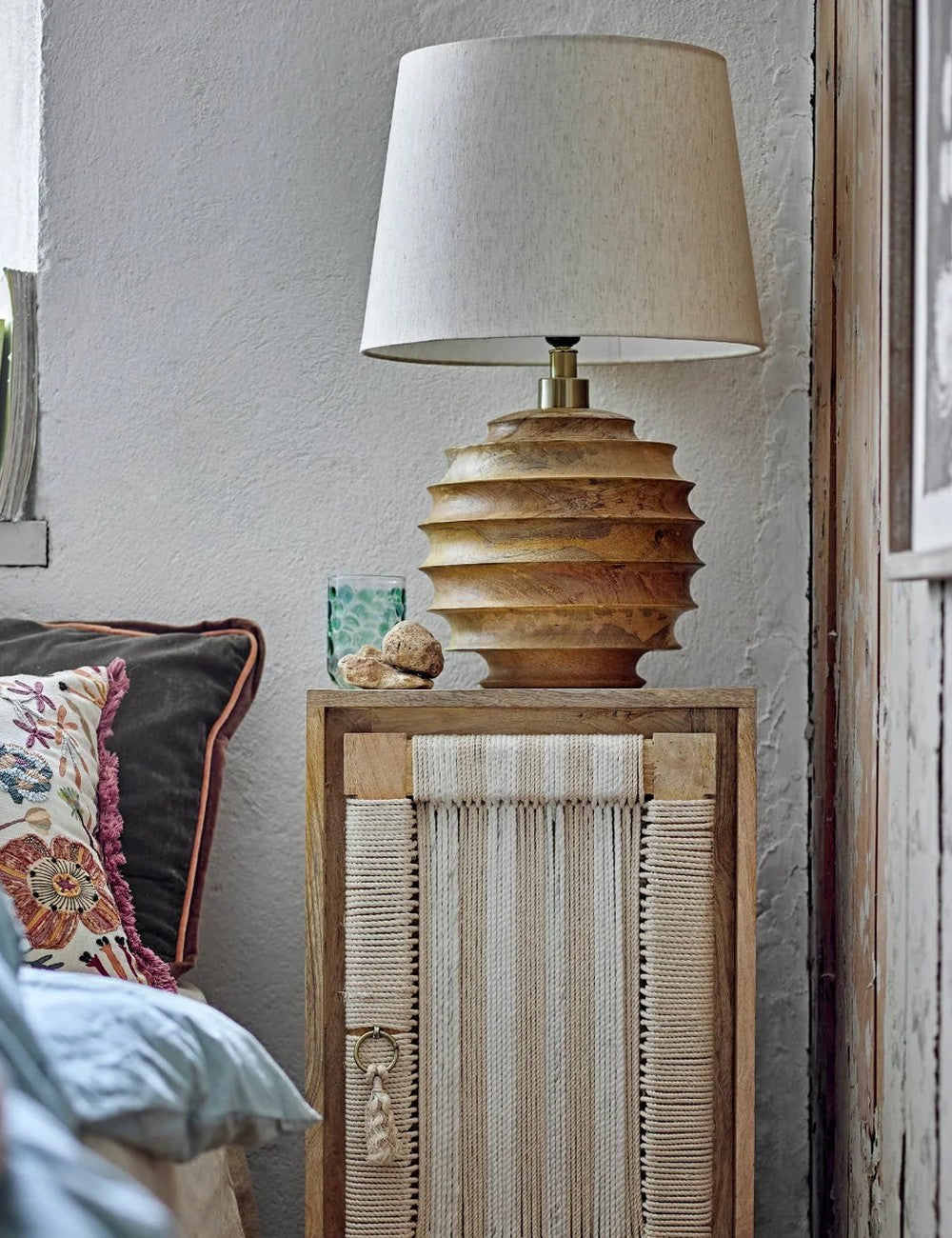 Svalle Table Lamp