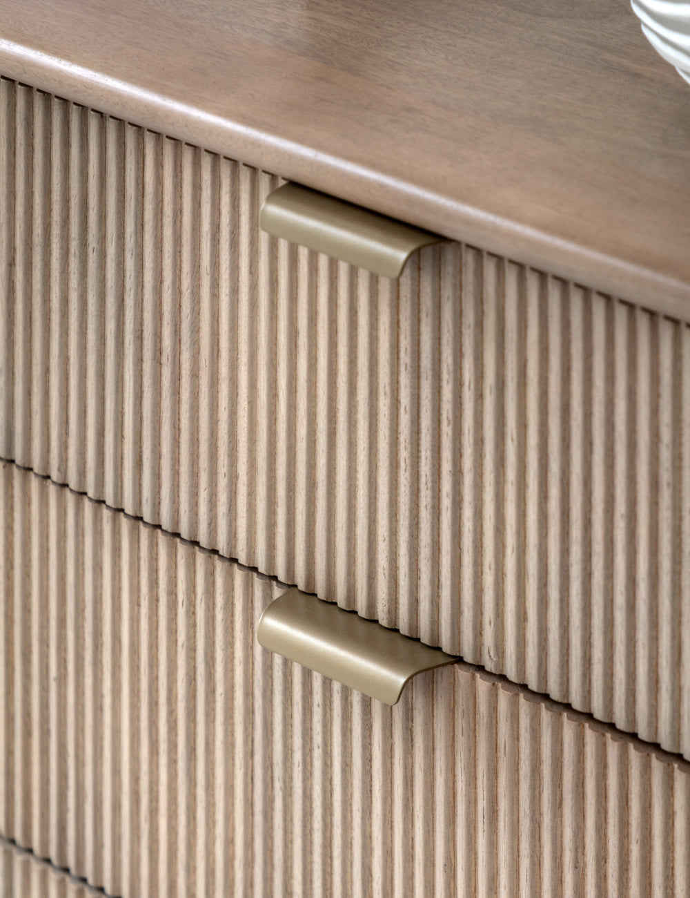 Colonna 6 Drawer Chest