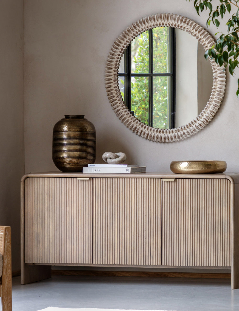 Carolina 3 door sideboard