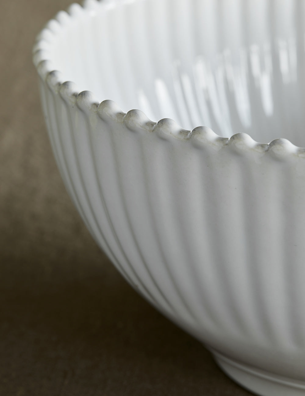 White Pearl Stoneware Serving Bowl