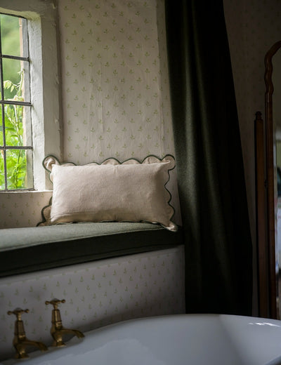 Scallop Cushion in Moss