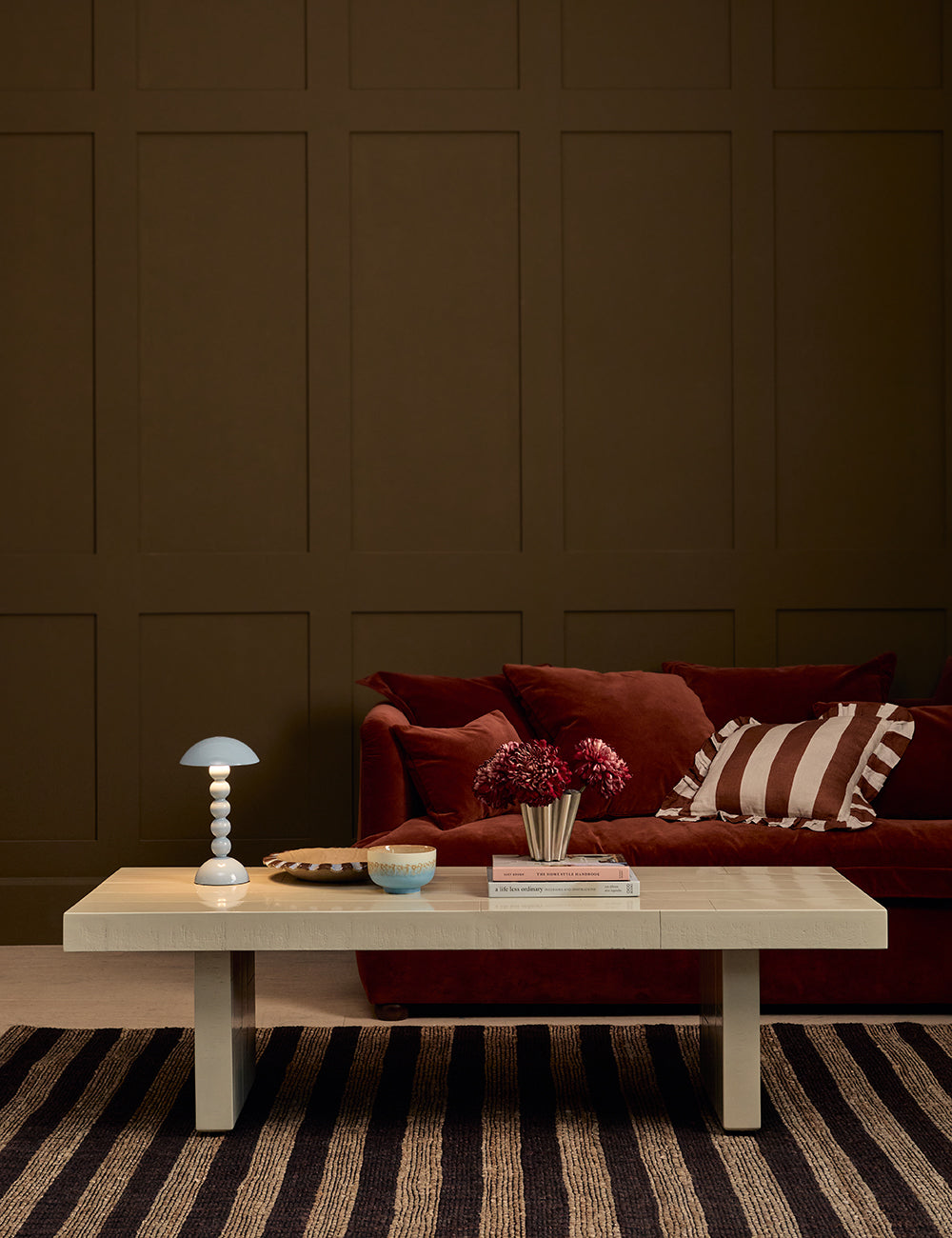 Lisbon Coffee Table - Apple white