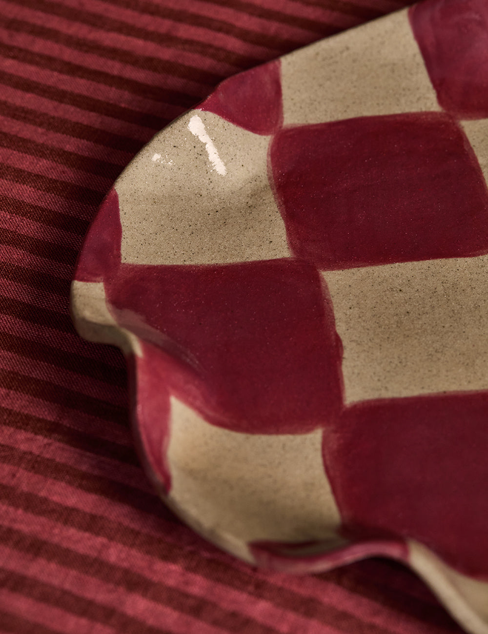 Burgundy Wavy Oval Check Serving Platter