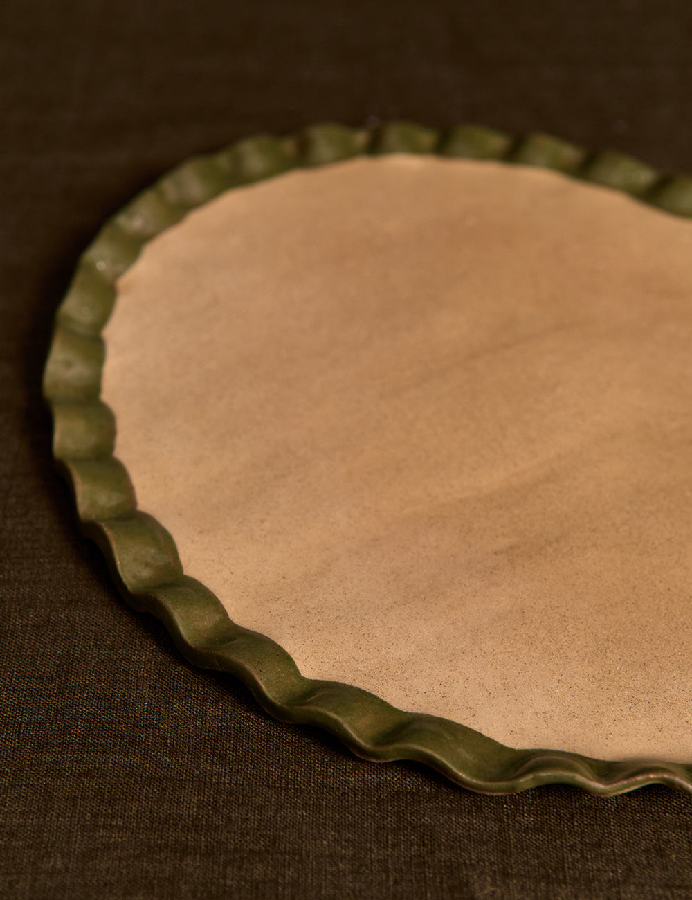 Smokey Olive Edged Frill Platter