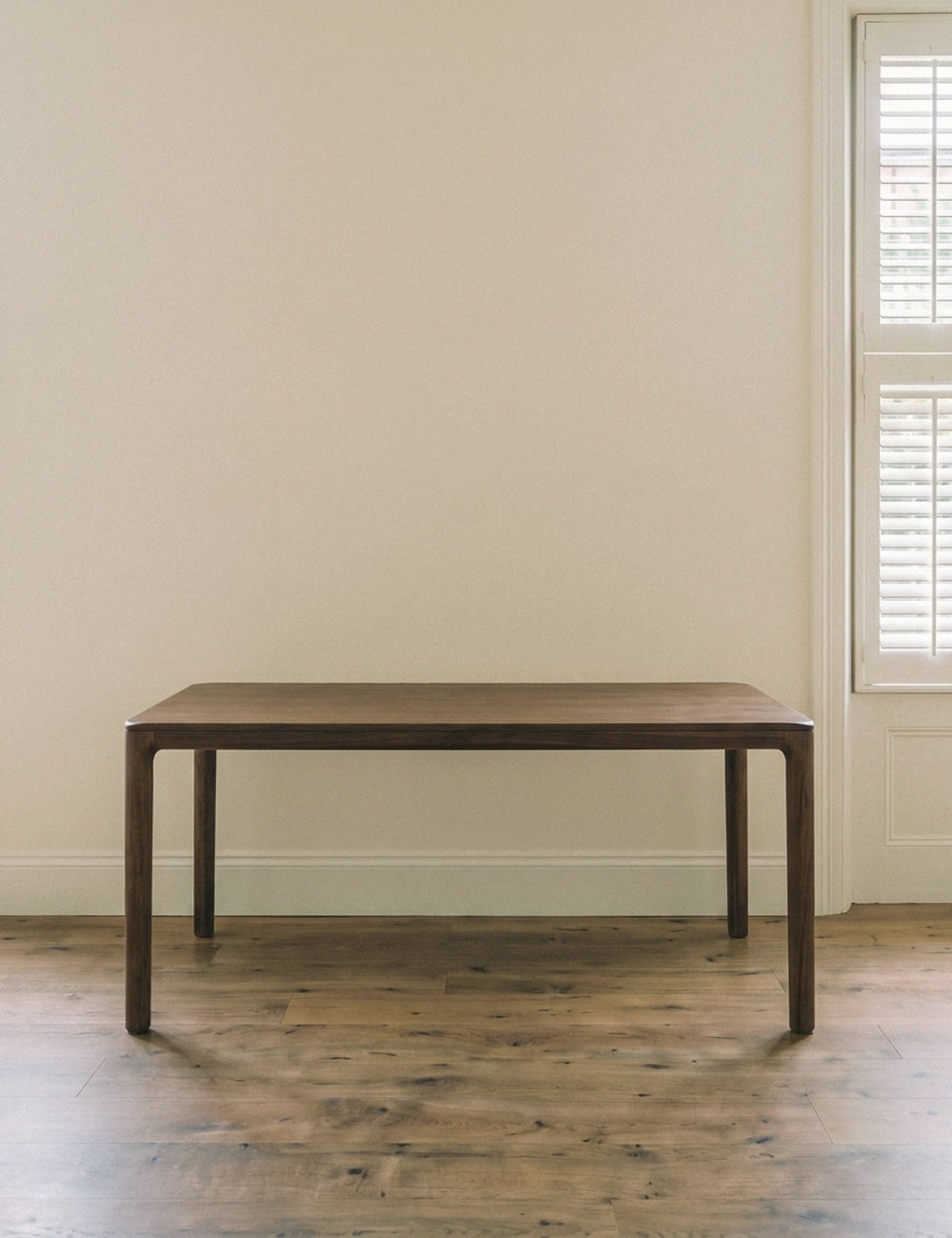Toffee Dining Table Walnut