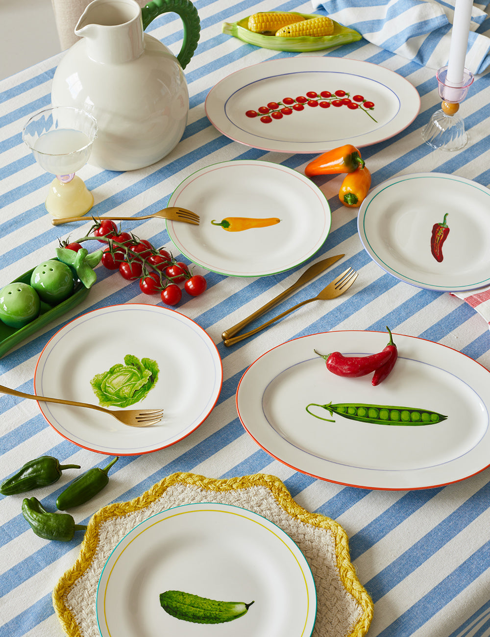 Set of 4 Vegetable Plates Rose Grey Colourful Tableware Rose and Grey