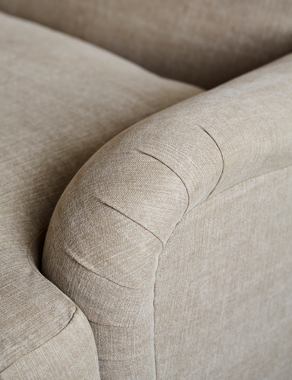 Betsy Loveseat