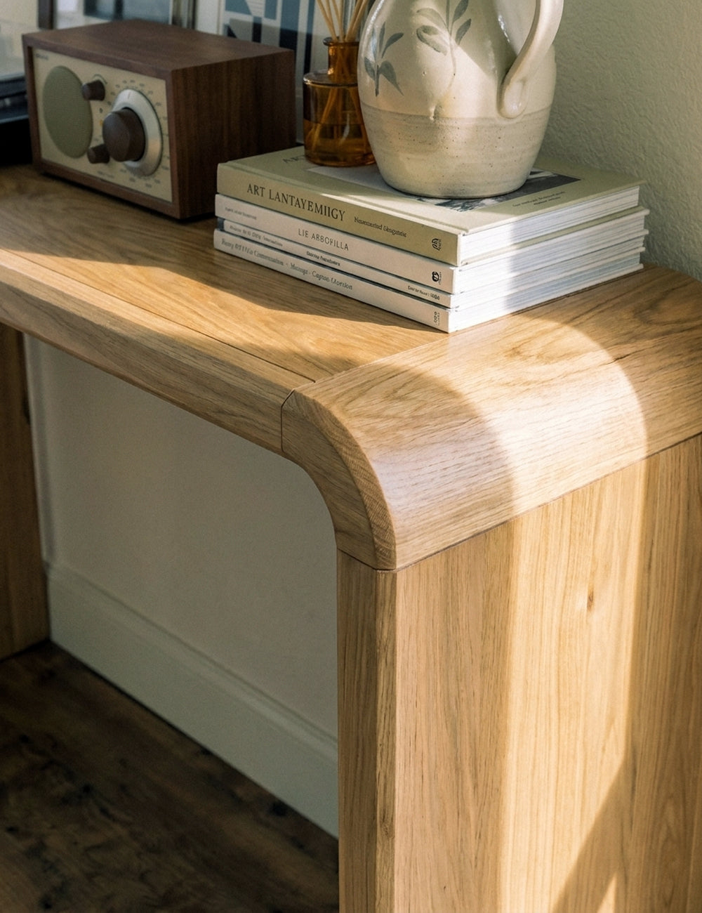 Holden Console