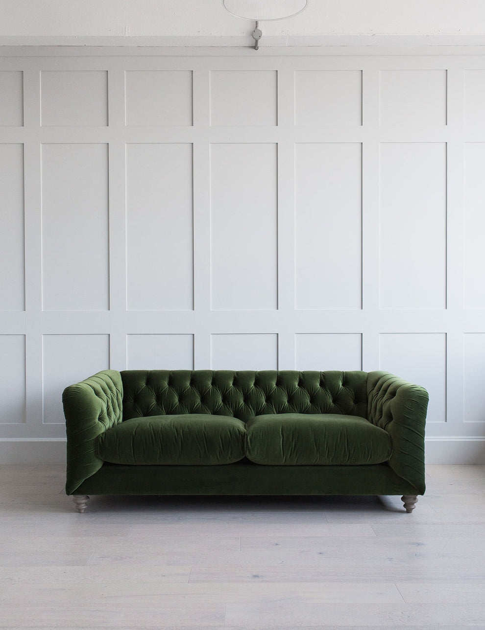Hugo Chesterfield Sofa 