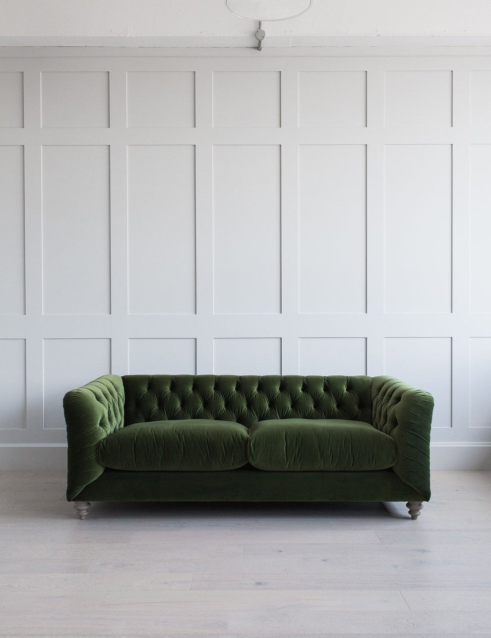 Hugo Chesterfield Sofa 