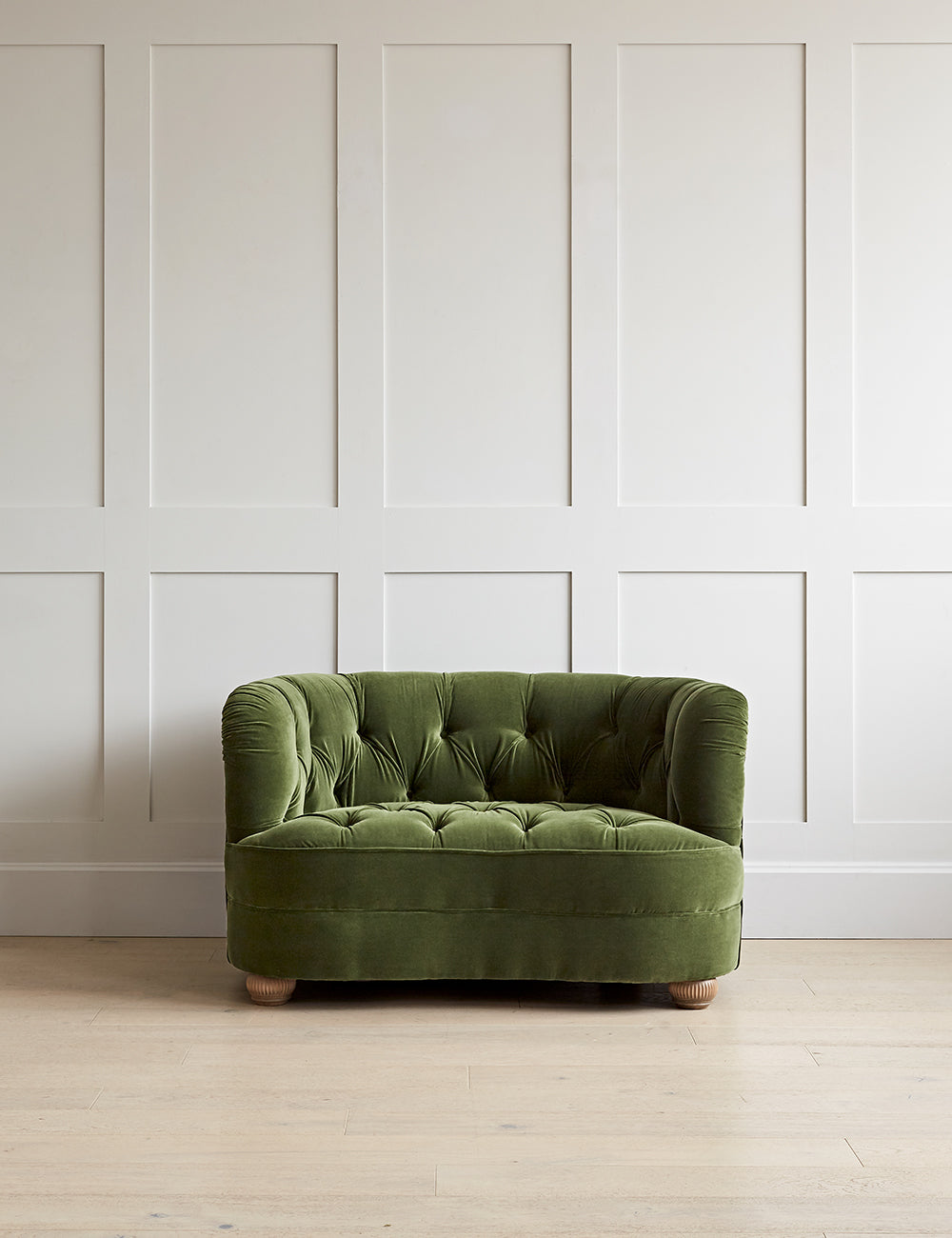 Lily Love Seat
