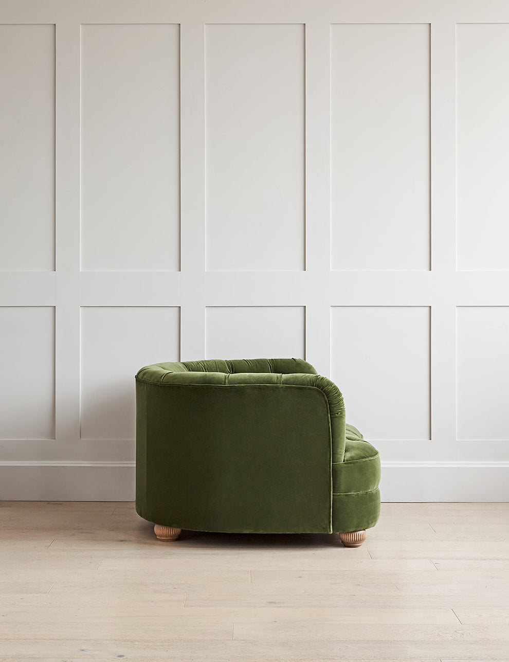 Lily Love Seat