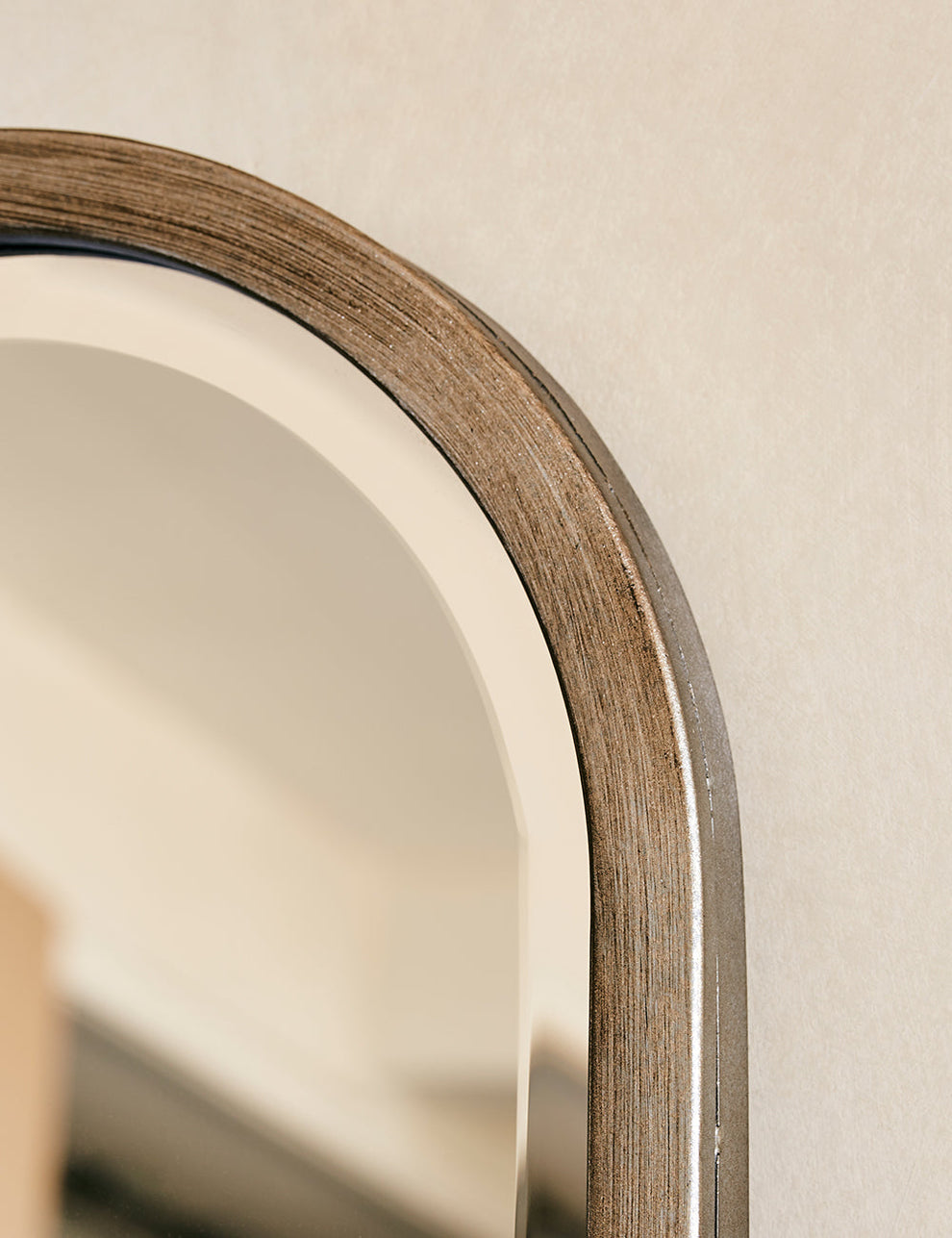Logan Floor Mirror detail