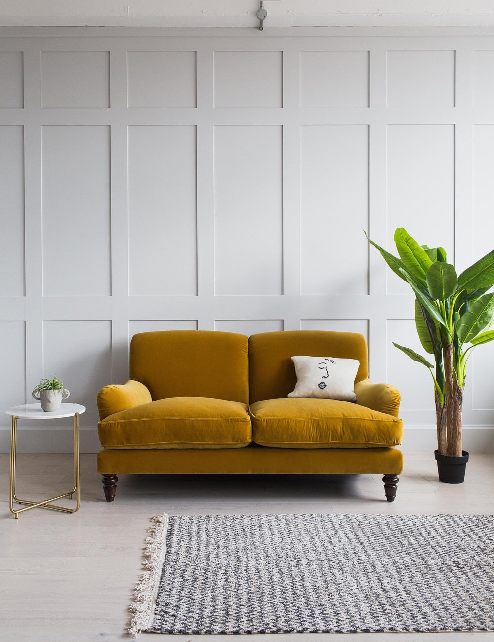 Mabel Sofa 