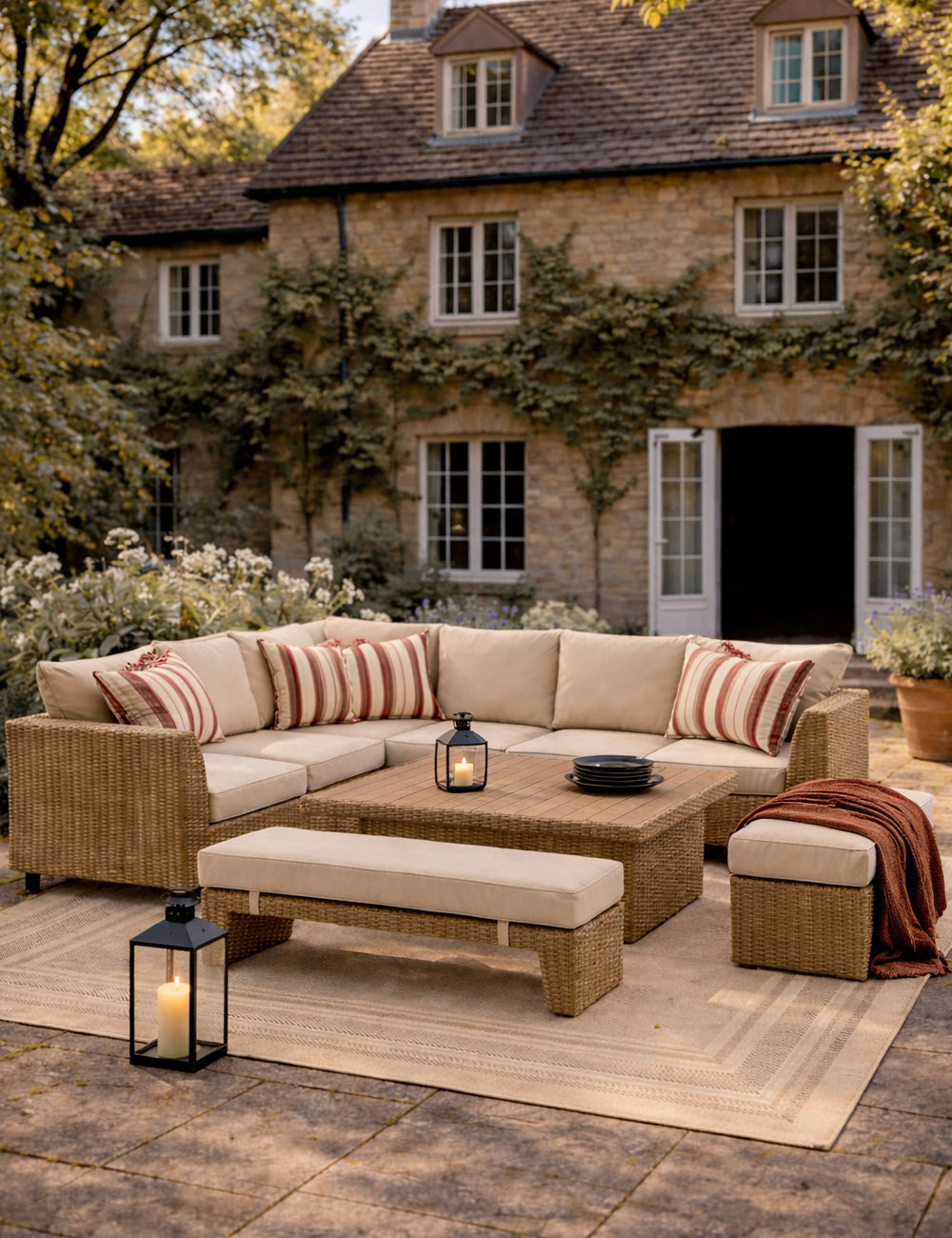 Devon Lounge Set