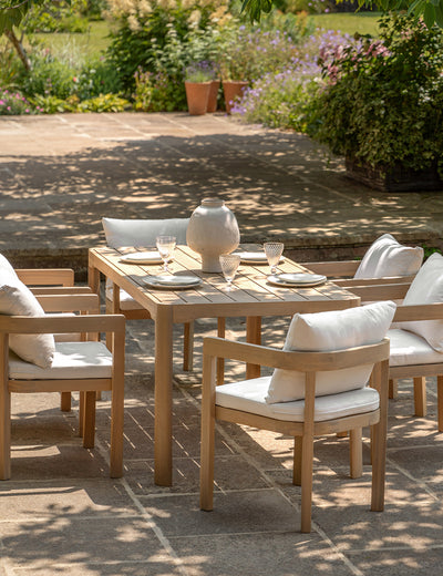 Lombo Dining Set