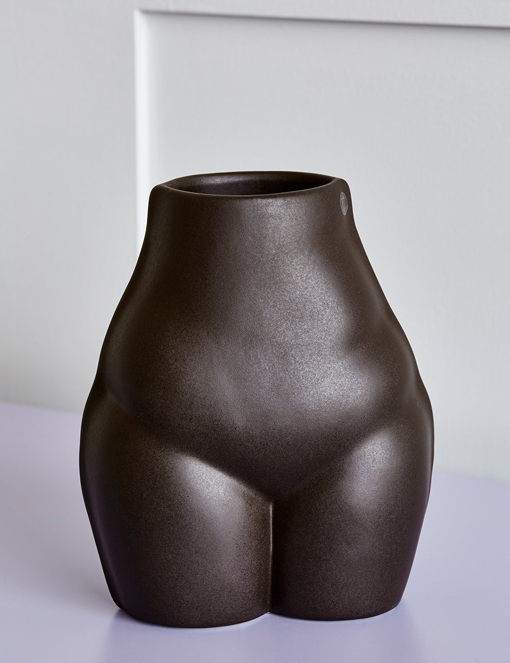 Cheeky Vase - Brown