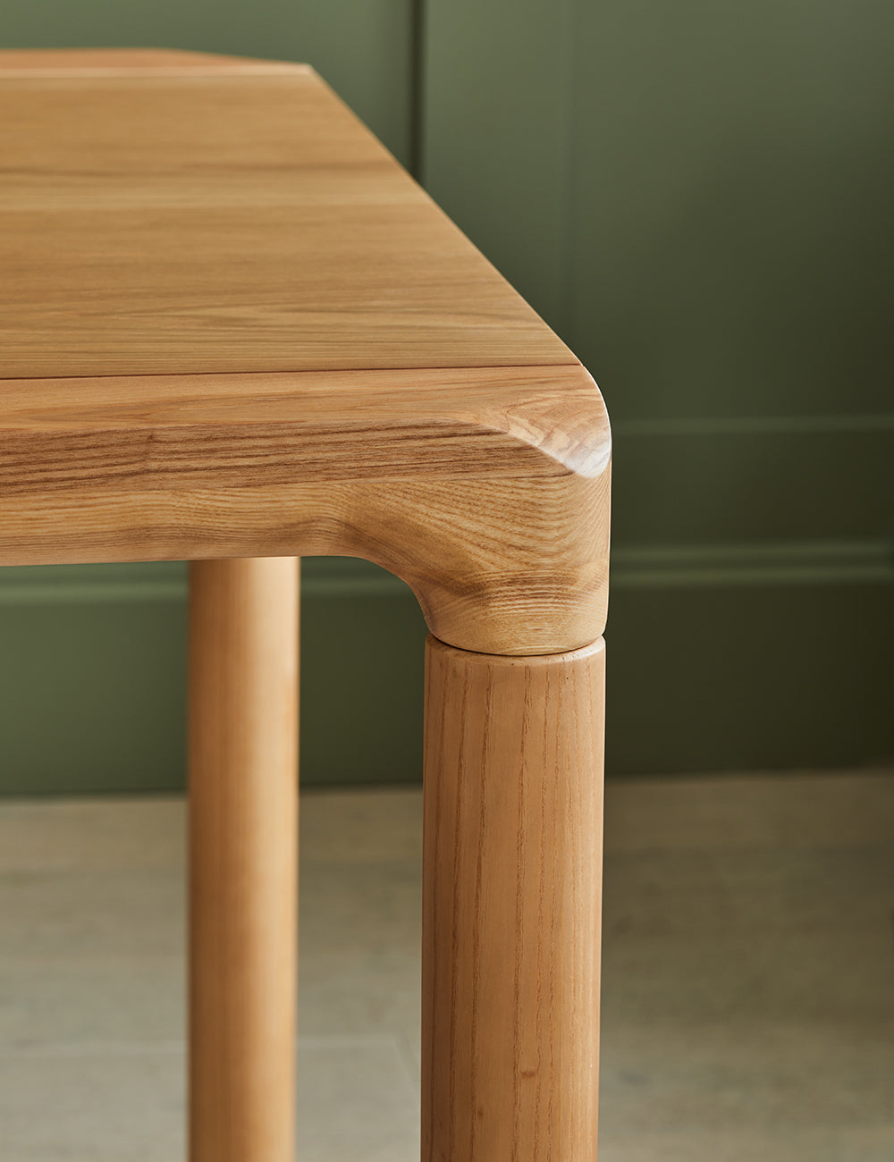 Curved Edge Dining Room Table