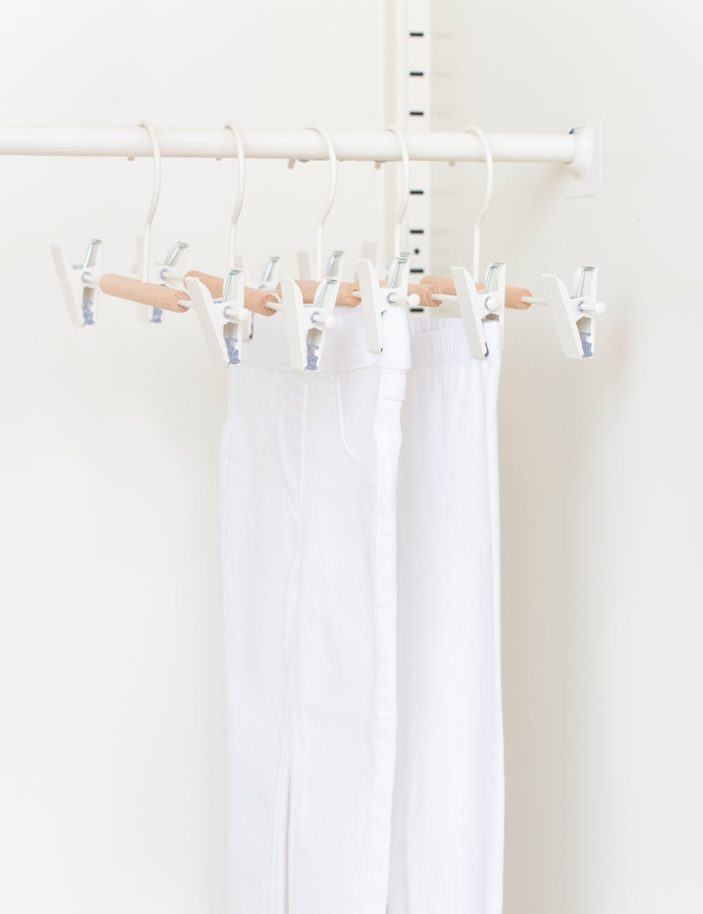 Kids Clip Hangers in White