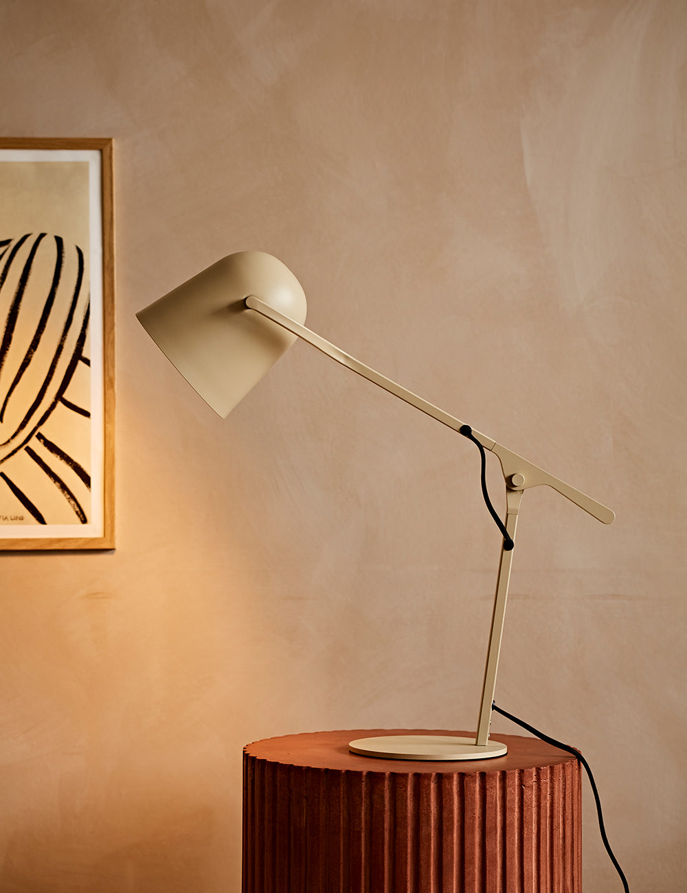Minimal Beige Iron Desk Lamp Rose and Grey
