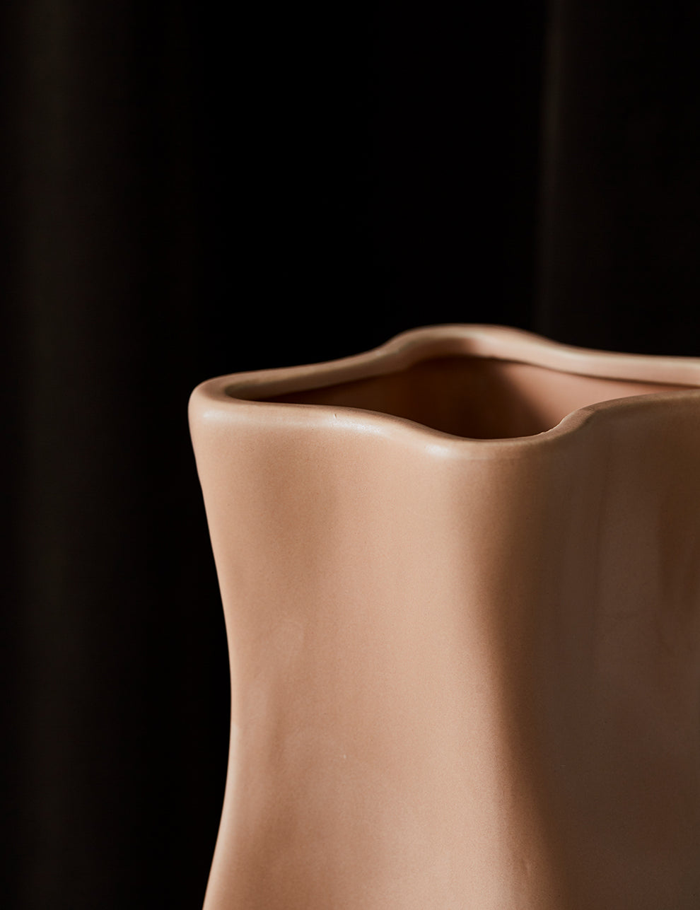 Nude Ceramic Curve Vase
