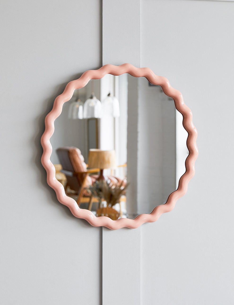 Round Pink Wavy Mirror