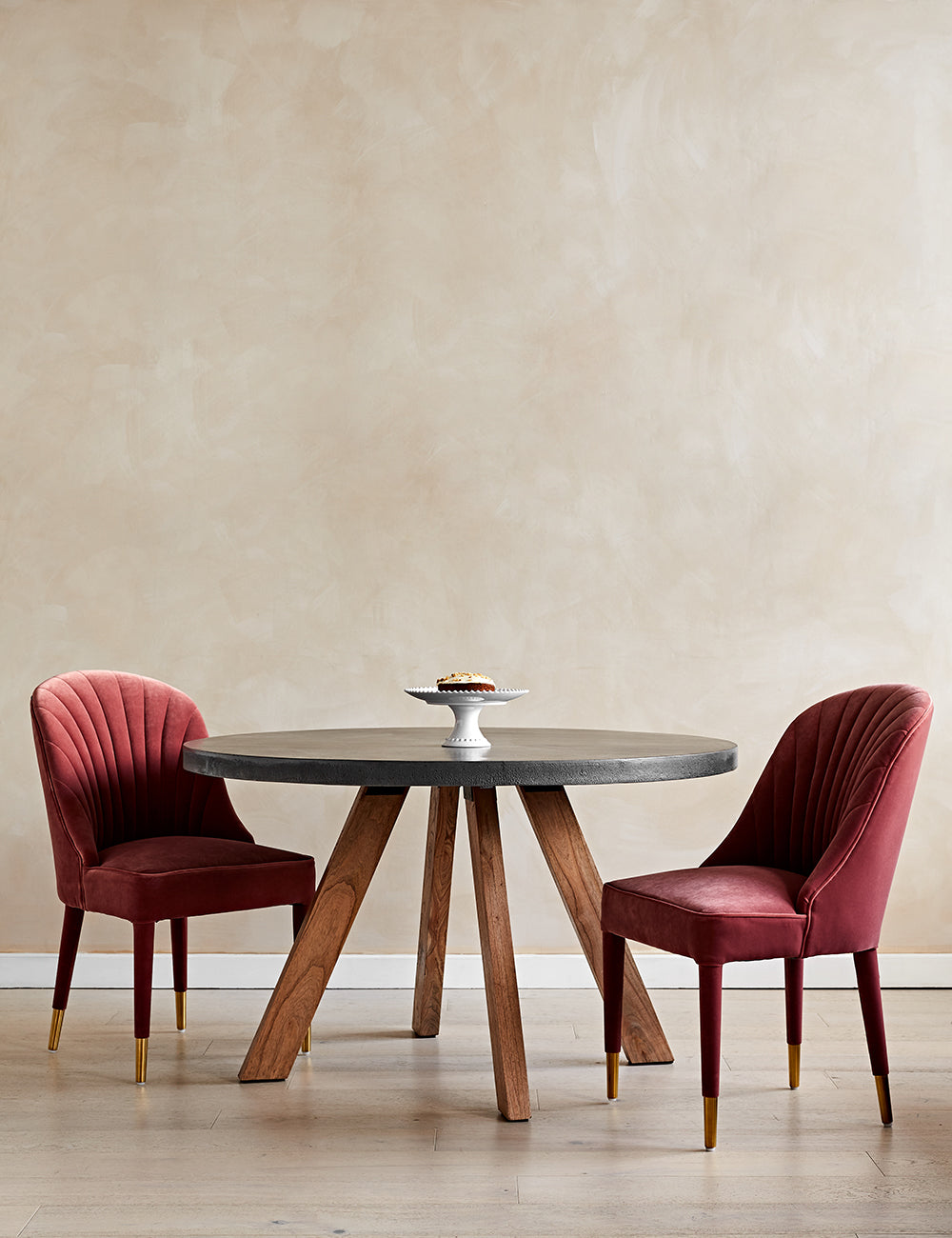 Cement dining table store round