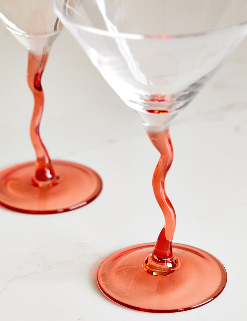 Set of 2 Pink Curly Martini Glasses