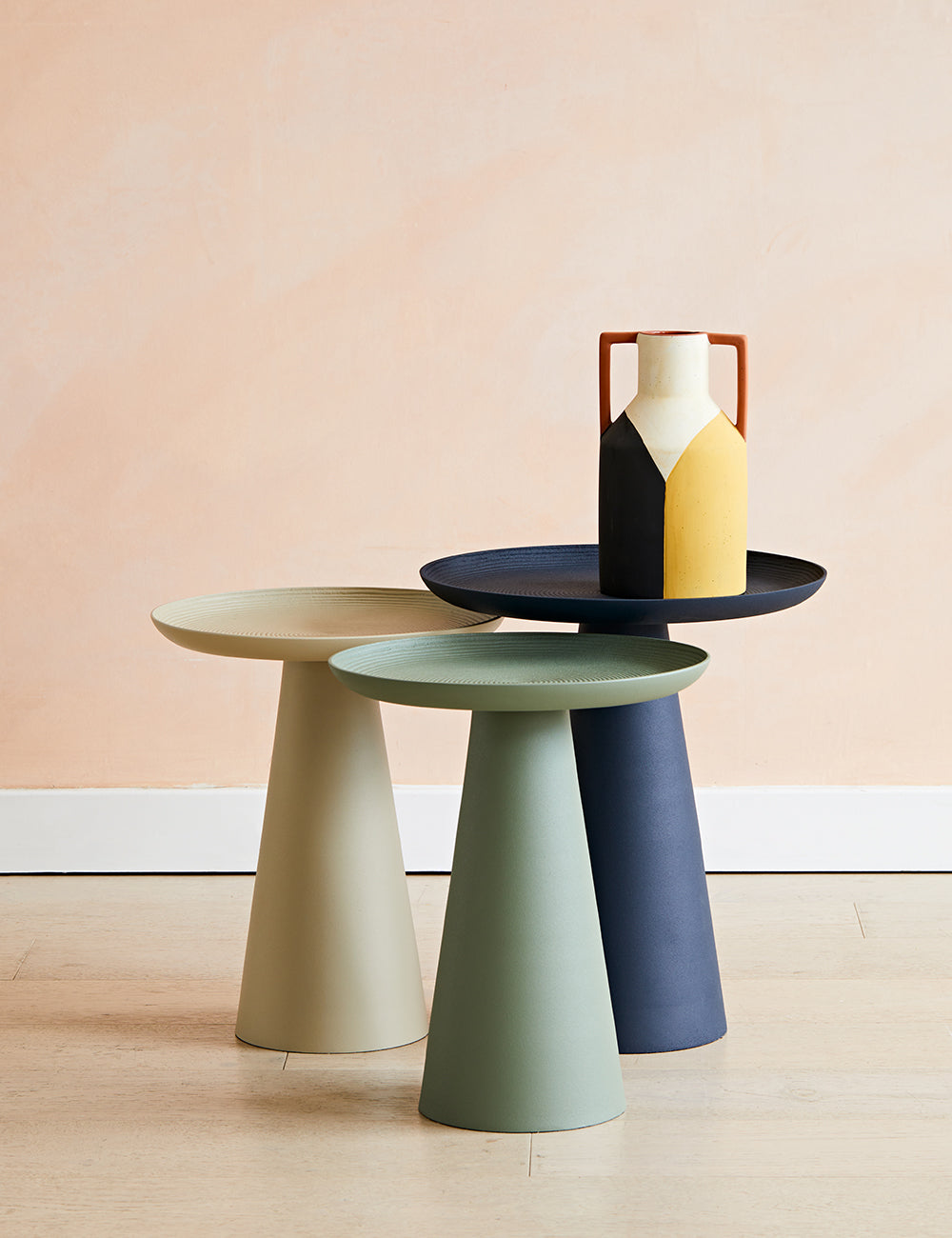 Ivory concrete outlet side table