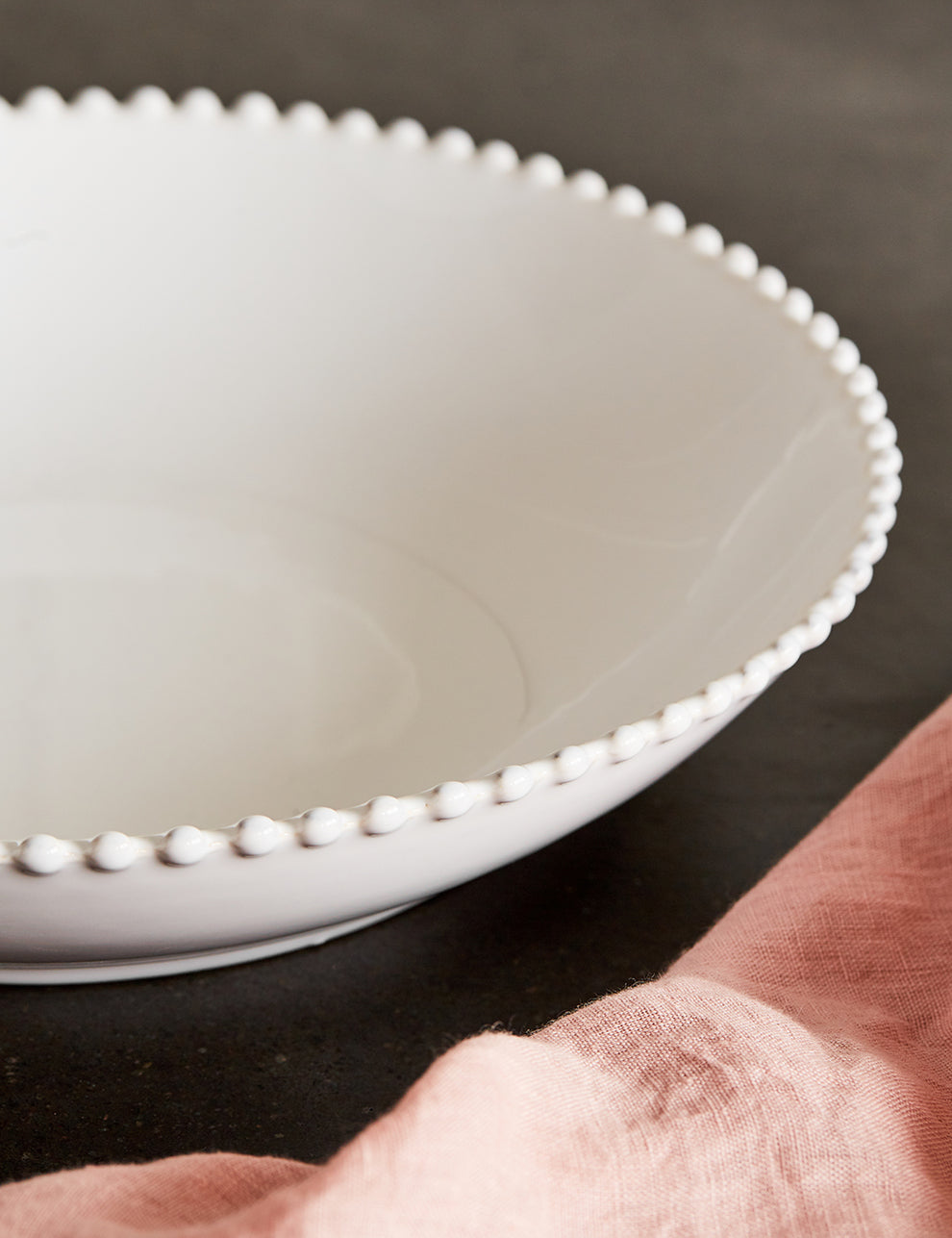 White Pearl Stoneware Pasta Serving Bowl Detail