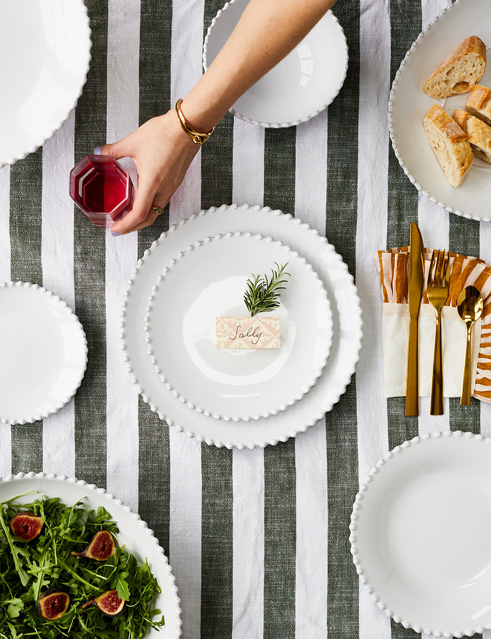 Stoneware sales salad plates
