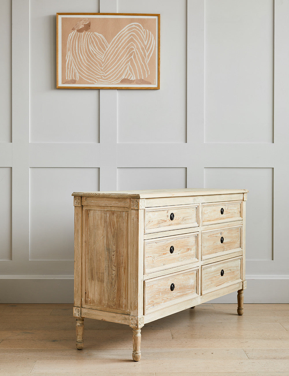 Washed wood store chest of drawers